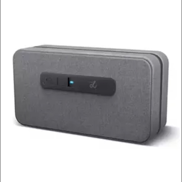 Vie Oli UV-C Portable Sanitizer Travel Bag Case - Picture 3 of 4